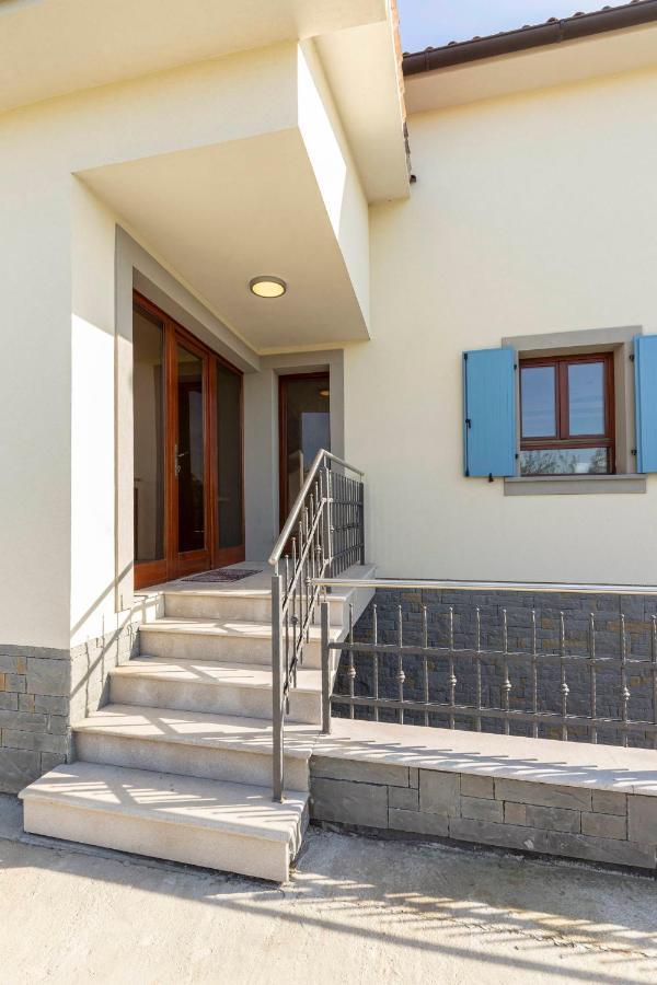 Apartma Koper Pobegi 外观 照片
